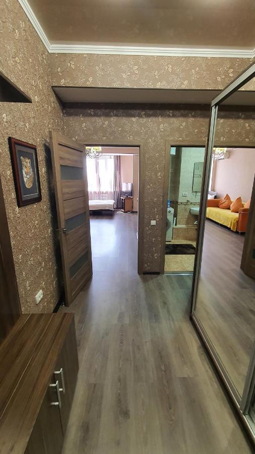 Orange Apartment With Panoramic View ビシュケク エクステリア 写真
